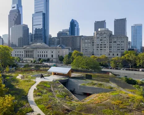 Realm of Unearthly Delights: Inside the Eerie Sunken Domain for ‘Master of Mobiles’ Alexander Calder